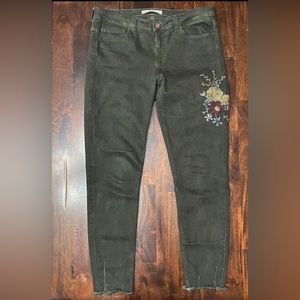 Zara Basic Olive Green Denim Skinny Jeans w/ Embroidered Flowers Women's size 08